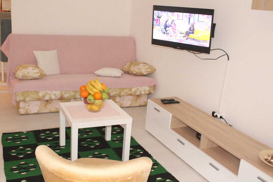 Brane Crnčevića 13, Beograd - 3