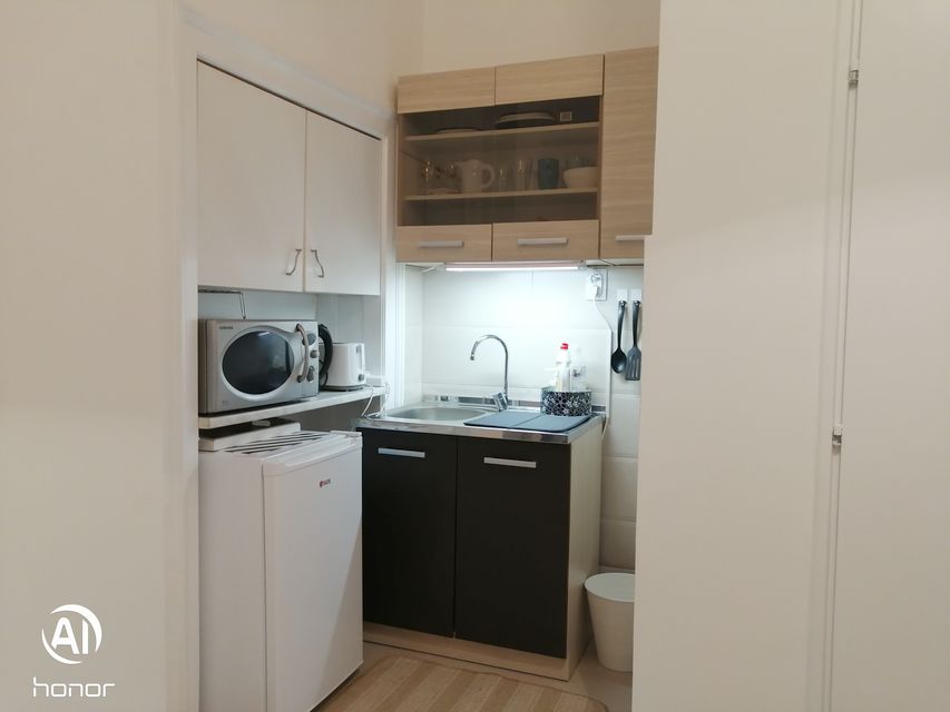 Brane Crnčevića 13, Beograd - 6