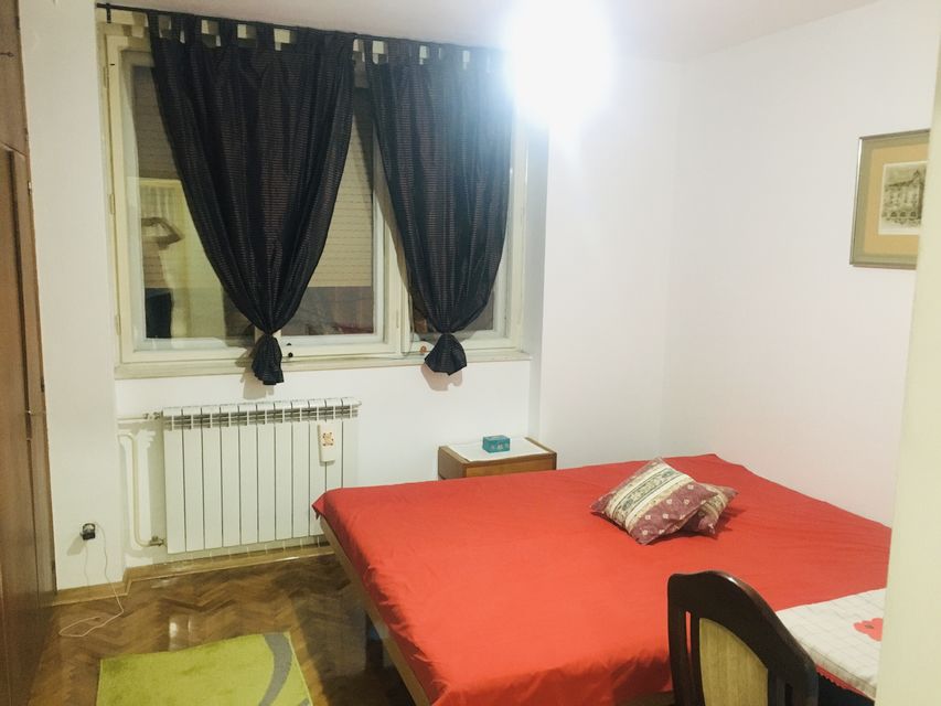 Dalmatinska 70, Beograd - 8