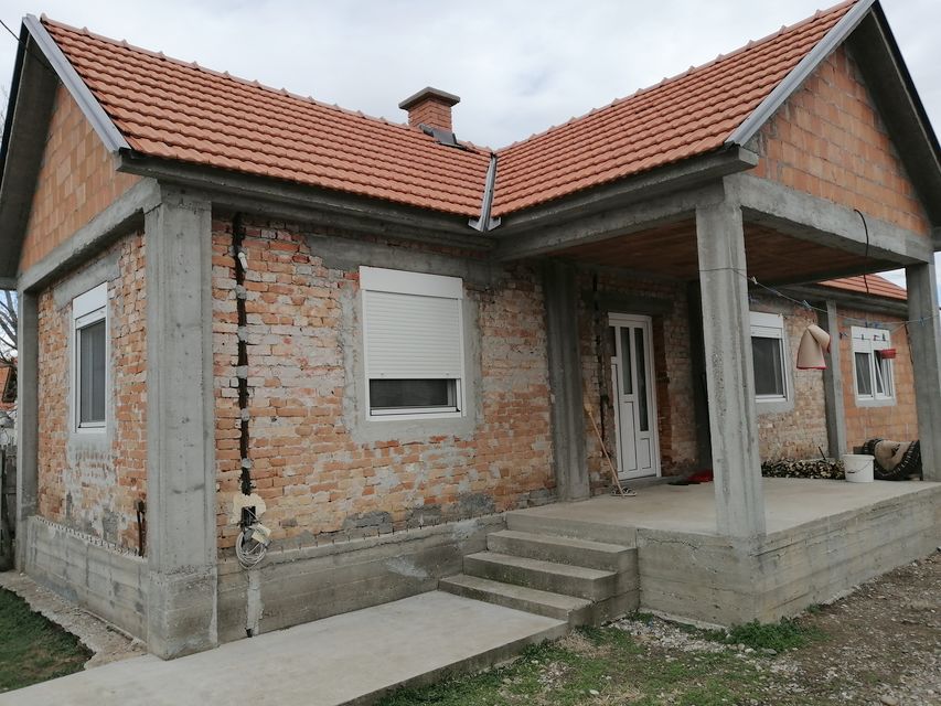 Kralja Aleksandra 105, Badovinci - 1