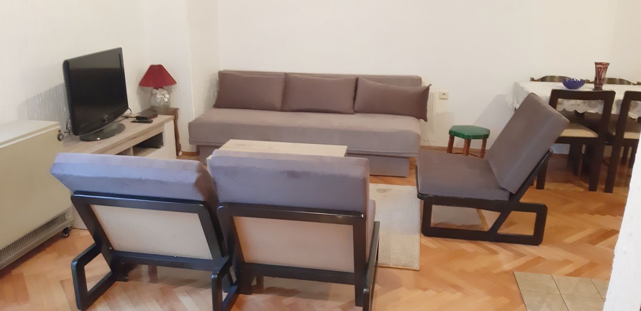 Niška 1, Beograd - 23