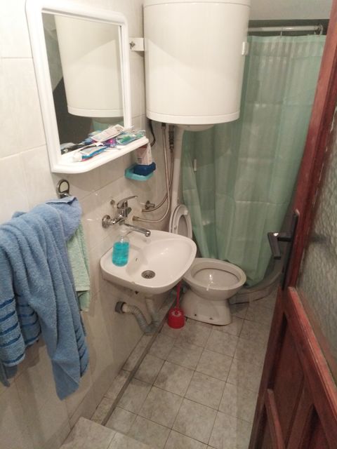 Prelivačka 16, Beograd - 9