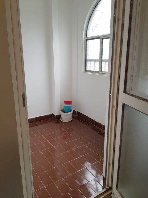 Braće Srnić 9, Beograd - 12