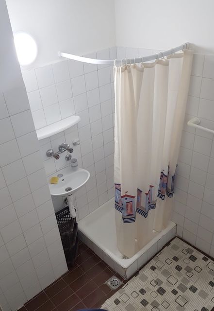 Braće Srnić 9, Beograd - 9