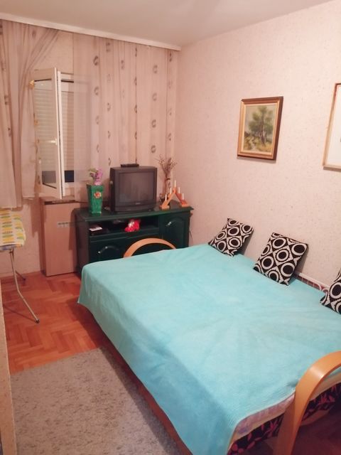 Vojvode Vlahovića 25C, Beograd - 3