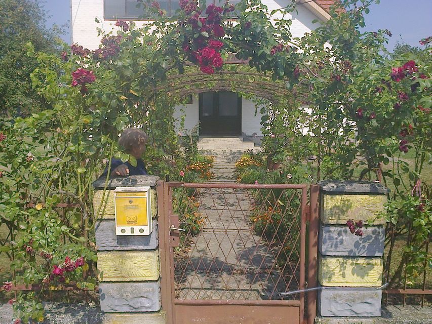 Hilandarska 52, Ratina - 3