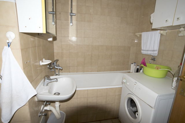 Stojana Novakovića 21, Novi Sad - 5