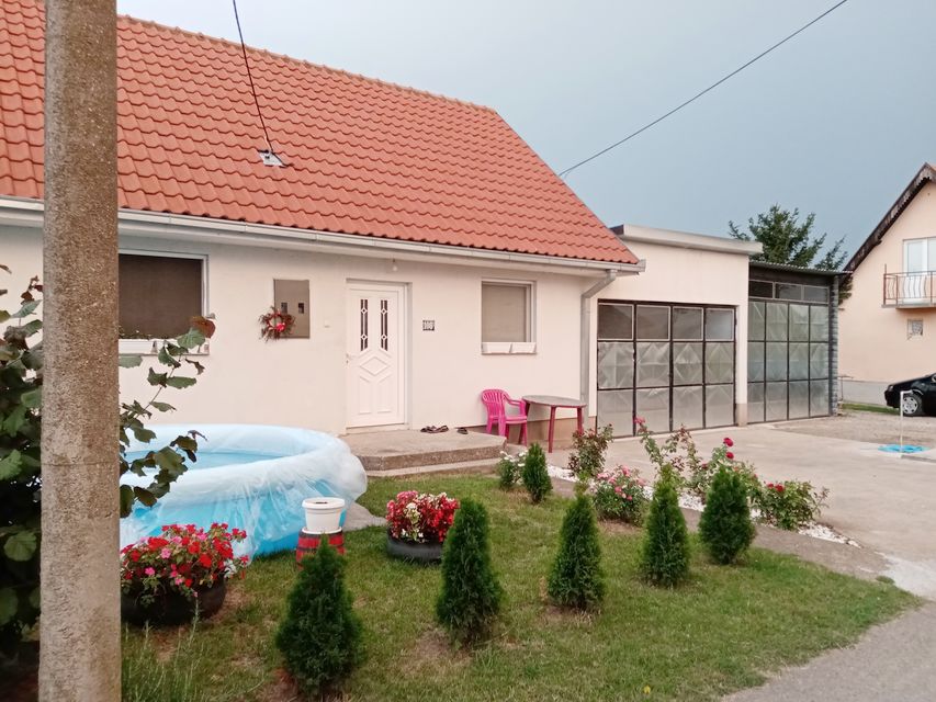 Ace Simovića 108, Obrenovac - 2