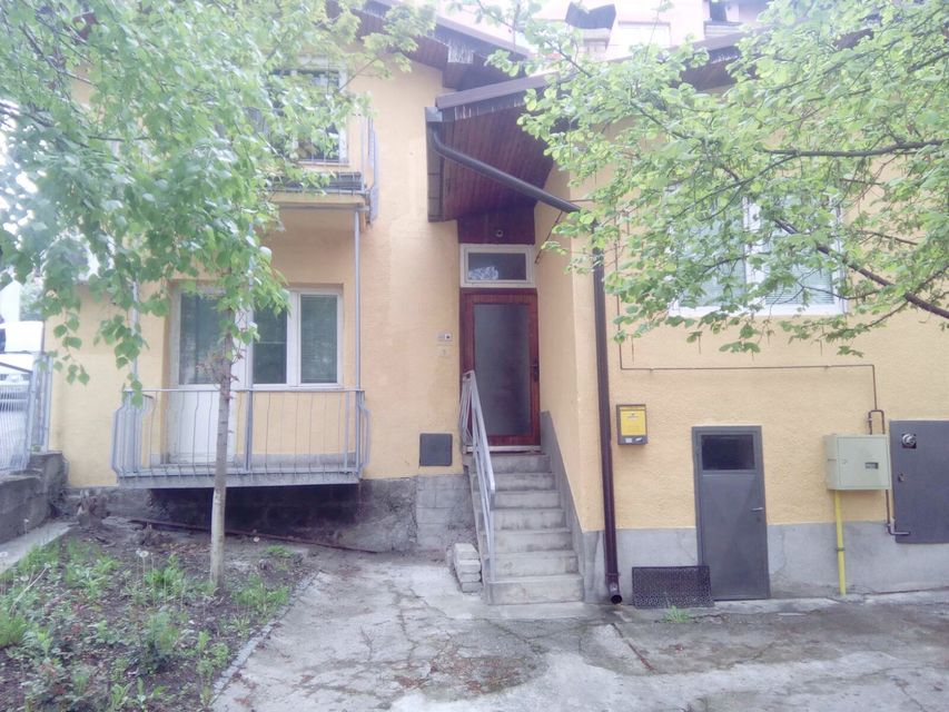 Jug Bogdanova 7, Užice - 2