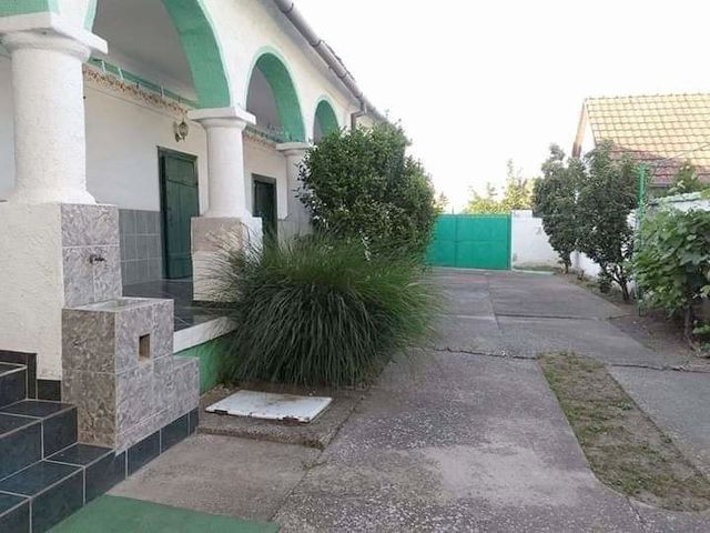 Ive Lole Ribara 24, Kljajićevo - 3