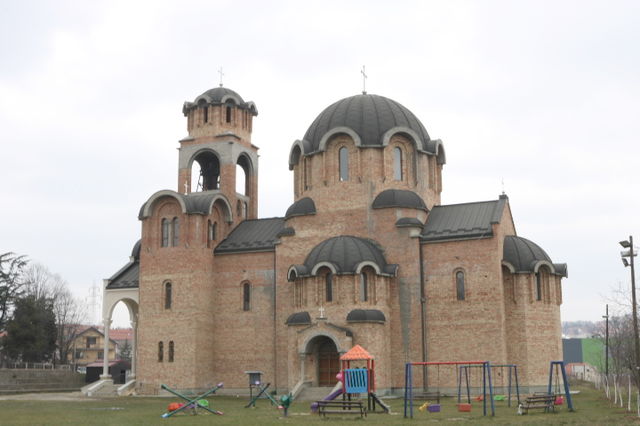 Velebitska 8, Beograd - 4