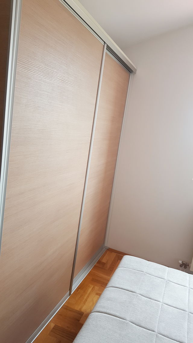 Ugrinovački put 13. deo 4, Beograd - 4