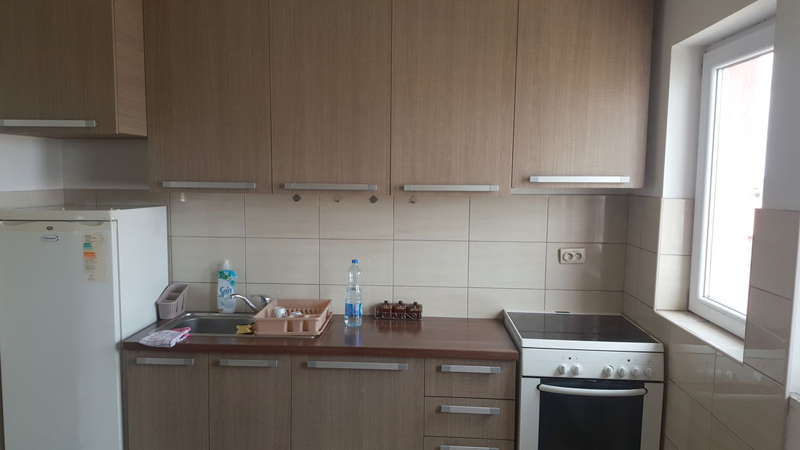 Ugrinovački put 13. deo 4, Beograd - 6