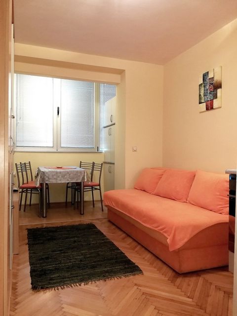 Koste Abraševića 2, Beograd - 9