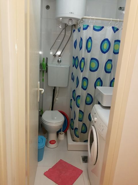 Koste Abraševića 2, Beograd - 4