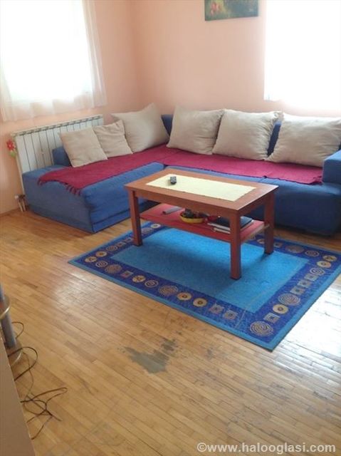 Vojvode Vlahovića 35E, Beograd - 10