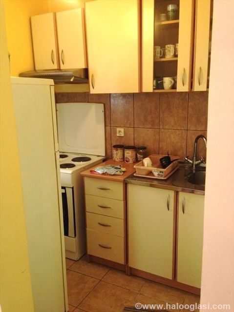 Vojvode Vlahovića 35E, Beograd - 14