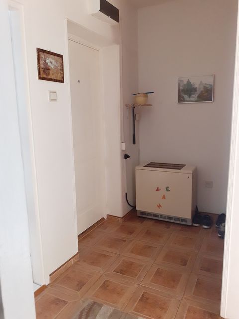 Dejana Smiljkovića 111, Beograd - 3