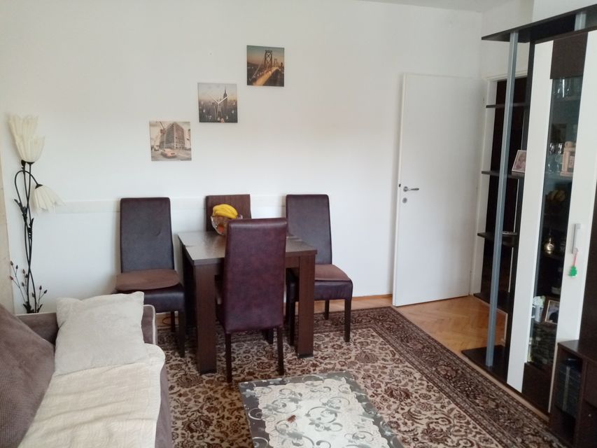 Dejana Smiljkovića 111, Beograd - 7