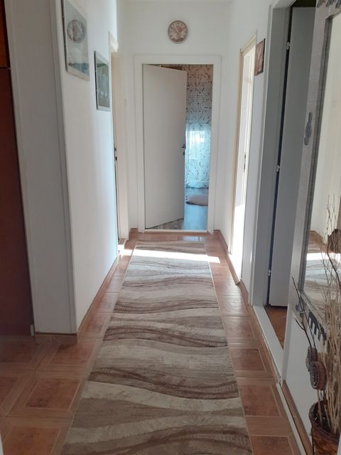 Dejana Smiljkovića 111, Beograd - 2