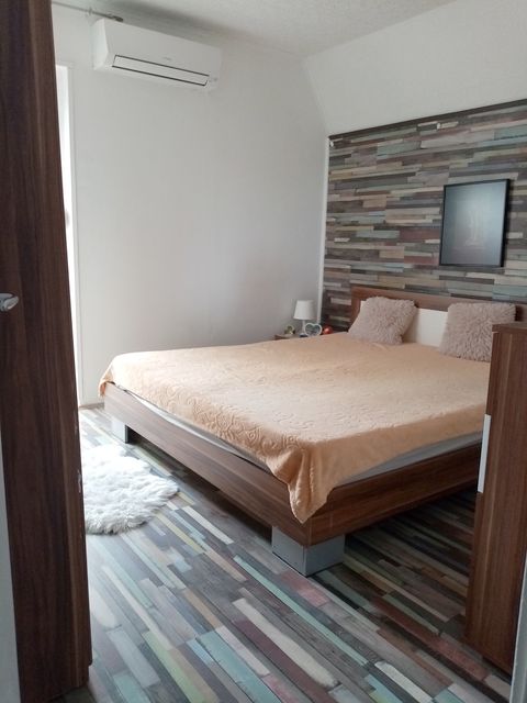 Dejana Smiljkovića 111, Beograd - 14