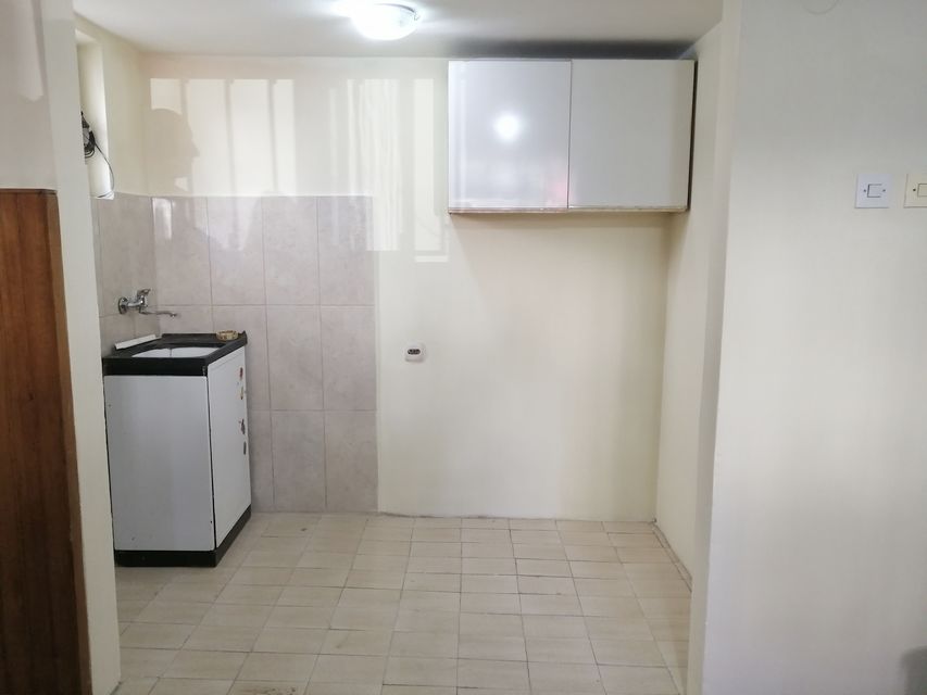 Roze Luksemburg 12, Beograd - 9