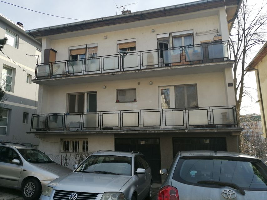 Roze Luksemburg 12, Beograd - 2