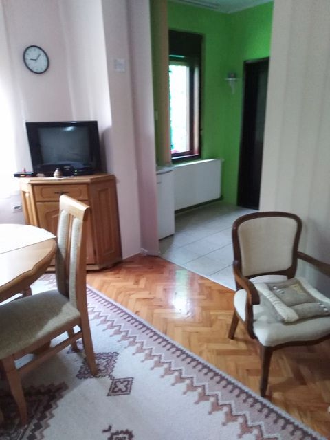 JNA 28, Feketić - 4