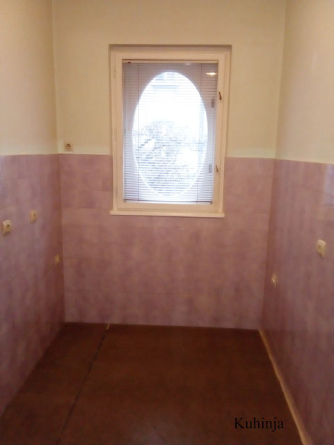 Hilandarska 13, Beograd - 4