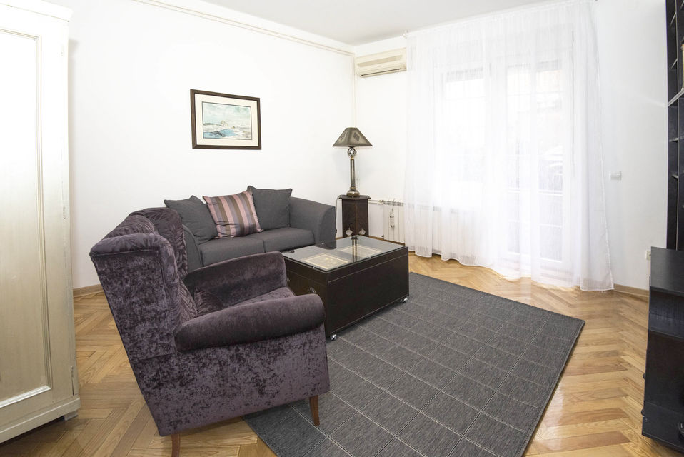 Dalmatinska 121, Beograd - 2