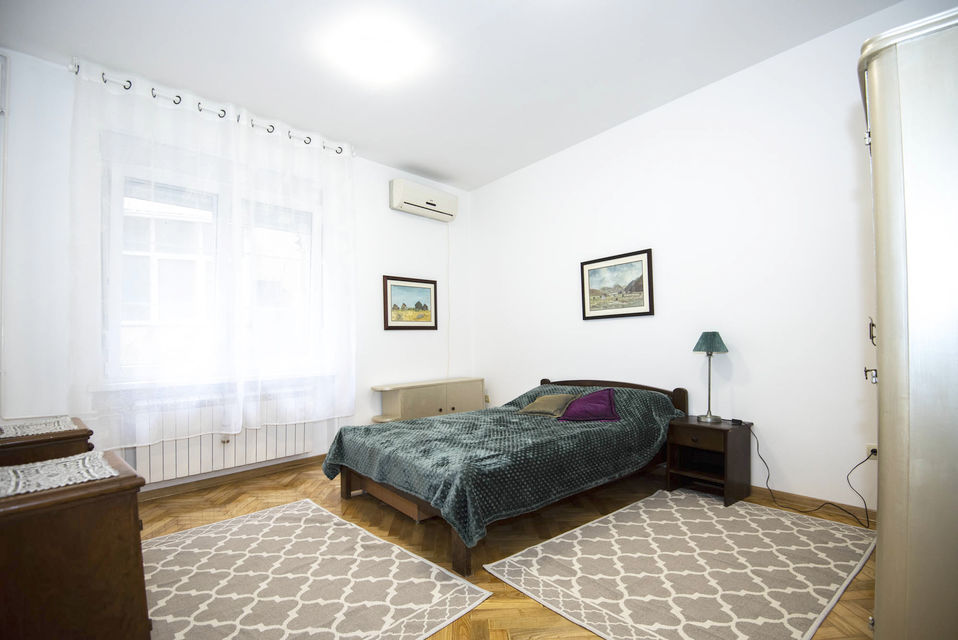 Dalmatinska 121, Beograd - 12