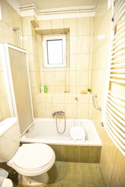 Dalmatinska 121, Beograd - 18