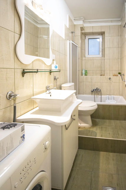 Dalmatinska 121, Beograd - 16