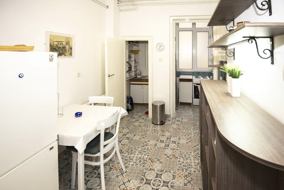 Dalmatinska 121, Beograd - 6