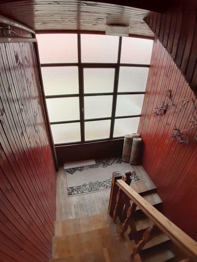 Mijatovih njiva 30, Beograd - 5