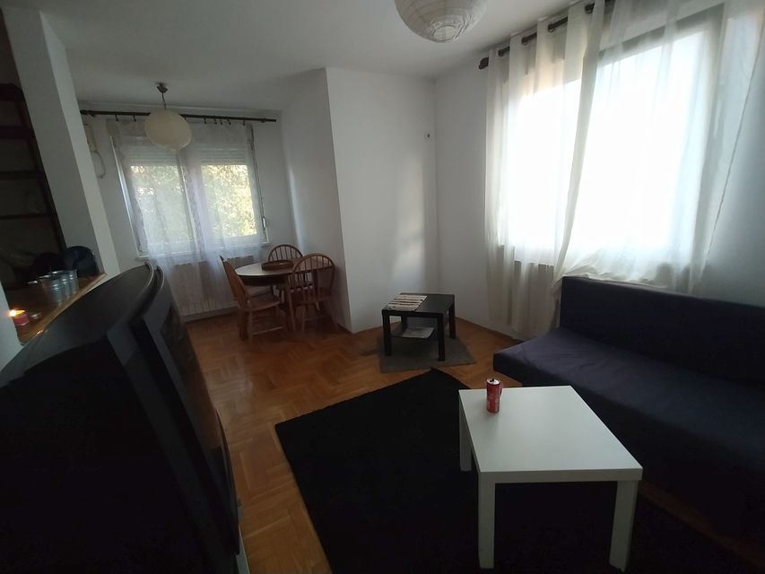 Borisavljevićeva 85, Beograd - 4