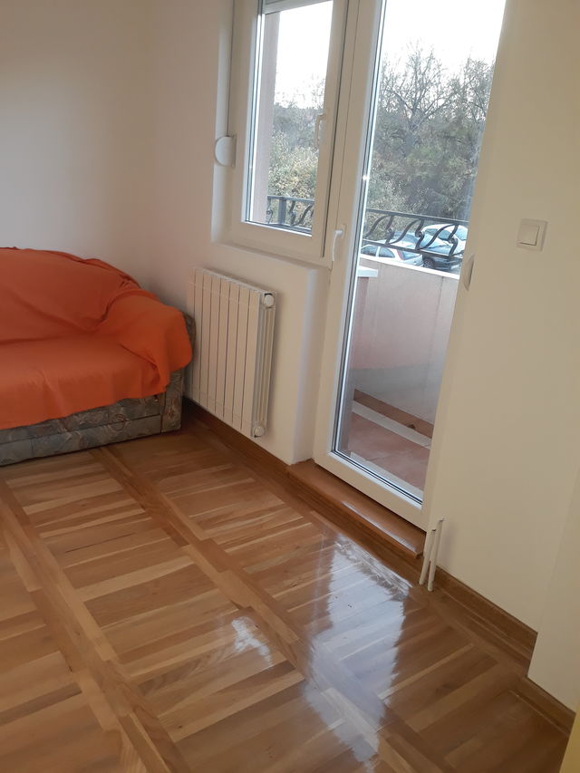 Dragoslava Srejovića 74L, Beograd - 3