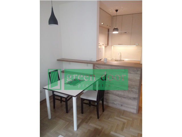 Rada Neimara 19, Beograd - 4