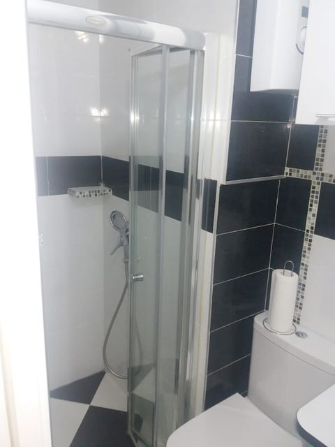 Kraljevačka 82, Beograd - 8