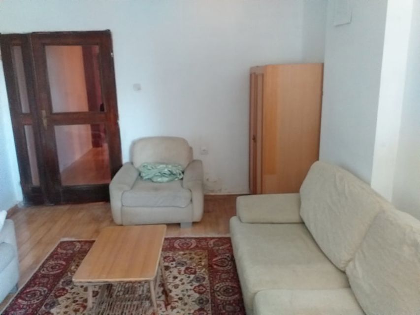 Vrbnička 33, Beograd - 3