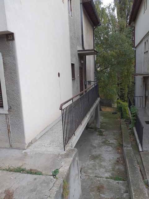 Vrbnička 33, Beograd - 16