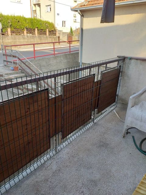 Vrbnička 33, Beograd - 13