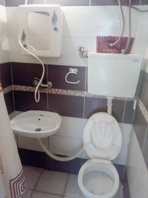 Primorska 19, Beograd - 3