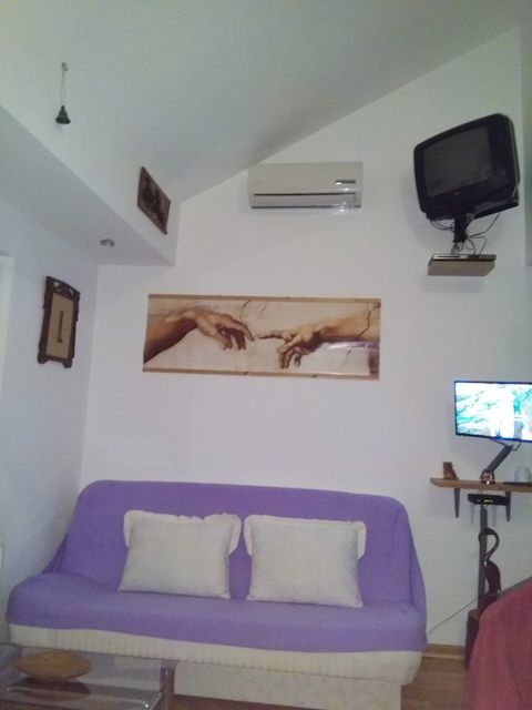 Slanački Put 119D, Beograd - 5