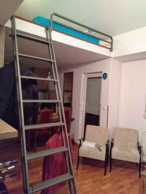 Slanački Put 119D, Beograd - 4