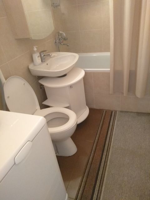 Gandijeva 132, Beograd - 9