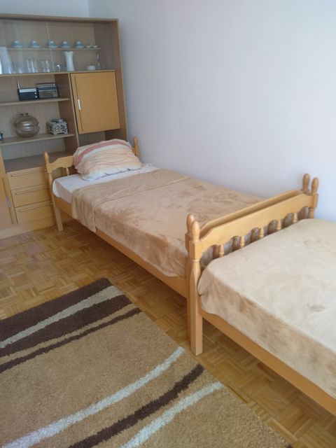 Gandijeva 132, Beograd - 4