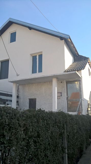 Simona Bolivara 17, Beograd - 2