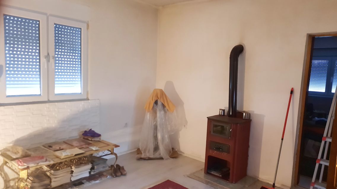 Svetozara Miletića 174, Titel - 7