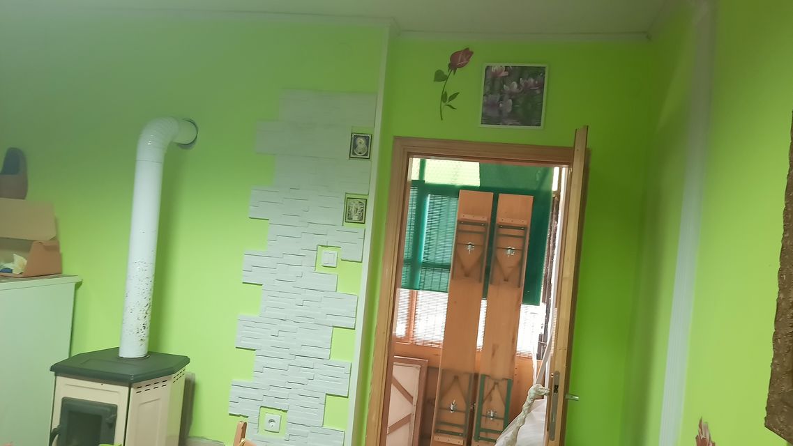 Svetozara Miletića 174, Titel - 2